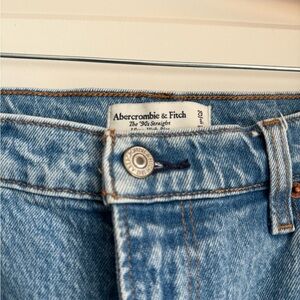 Abercrombie & Fitch Blue Jeans
